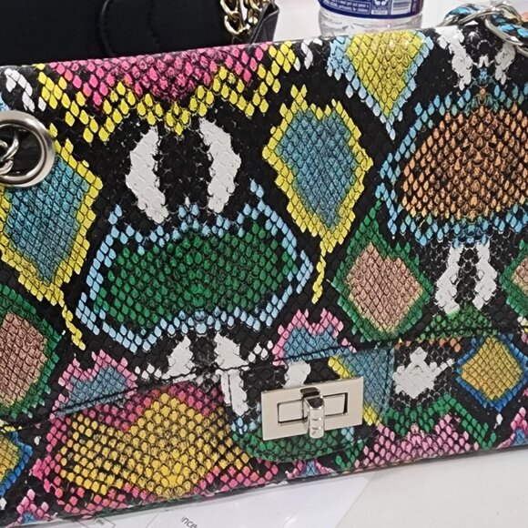 Multi color Snake Print Chin Crossbody NWT - Picture 2 of 4